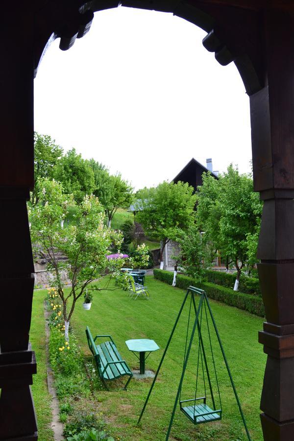 Отель Casa Bota Вишеу-де-Сус Экстерьер фото